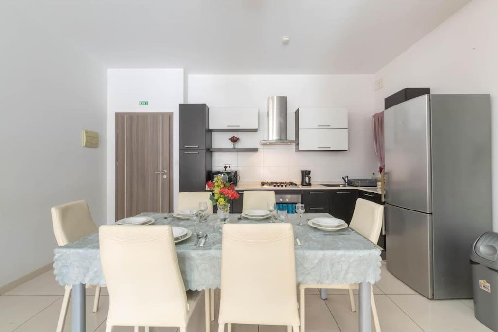 Modern Apt. Close To The Square San Pawl il-Baħar Eksteriør billede